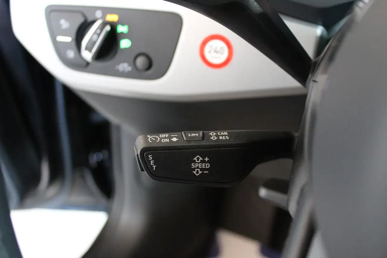 Audi A4 Avant 35 TFSI S tronic*NAVI*LED*KLIMAAUT.*, миниатюра 19