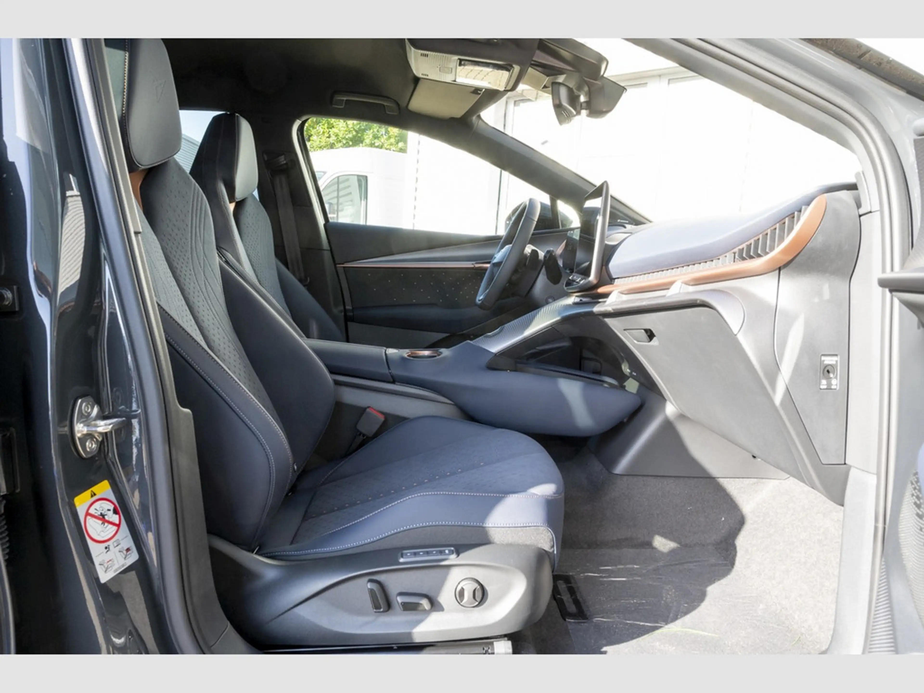 CUPRA Tavascan Endurance 210 kW 77Kwh 210 kW Endurance — photo 8