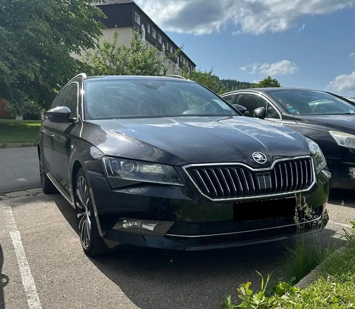 Skoda Superb L&K TDI DSG 4x4 STNDHZ PANO AHK SITZBELÜF ACC Nero - 1