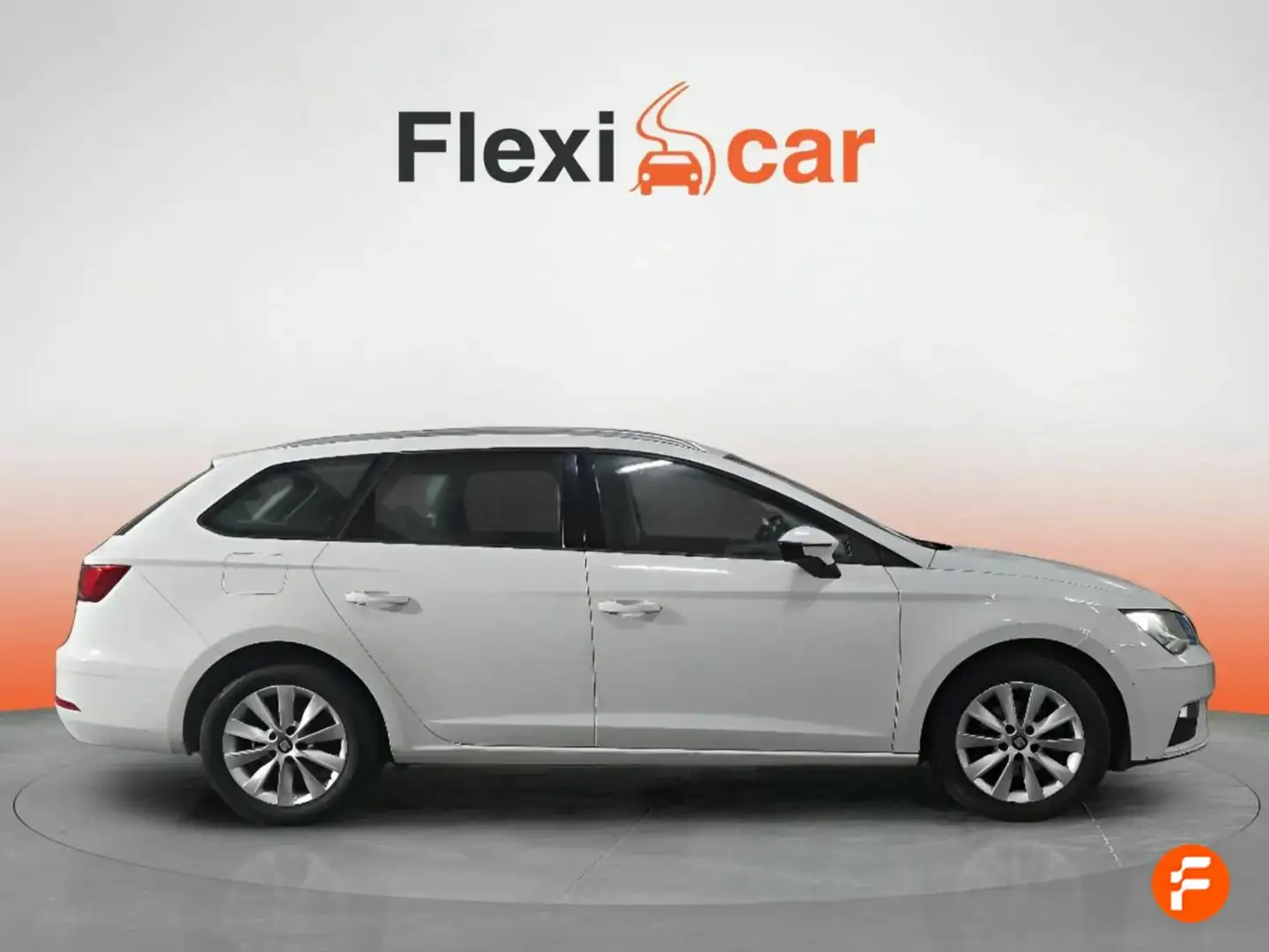 SEAT Leon ST 1.2 TSI S&S Reference 110 Bleu - 2