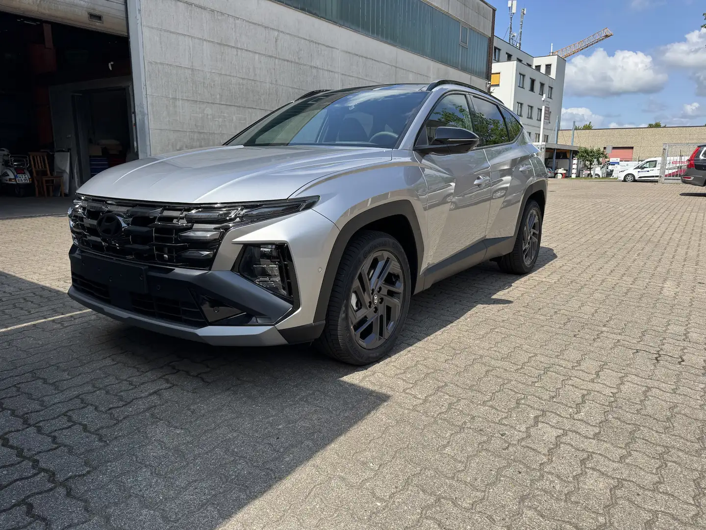 Hyundai TUCSON 20th Anniversary Mild-Hybrid iX35 NX4e Silber - 2