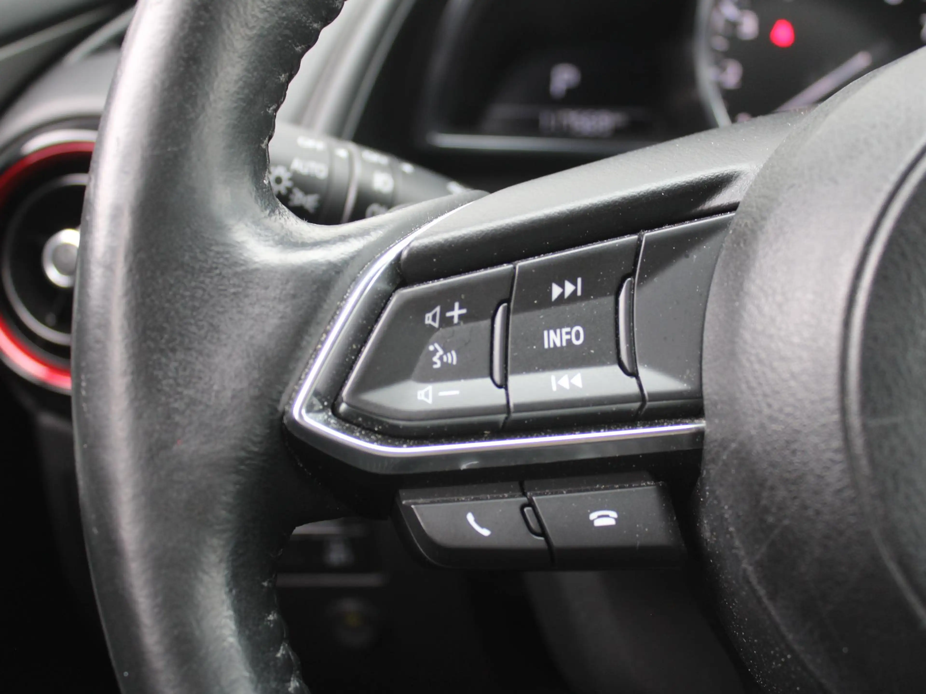 Mazda CX-3 2.0 SkyActiv-G 120 GT-M | Stuur-/stoelverwarming | — photo 11