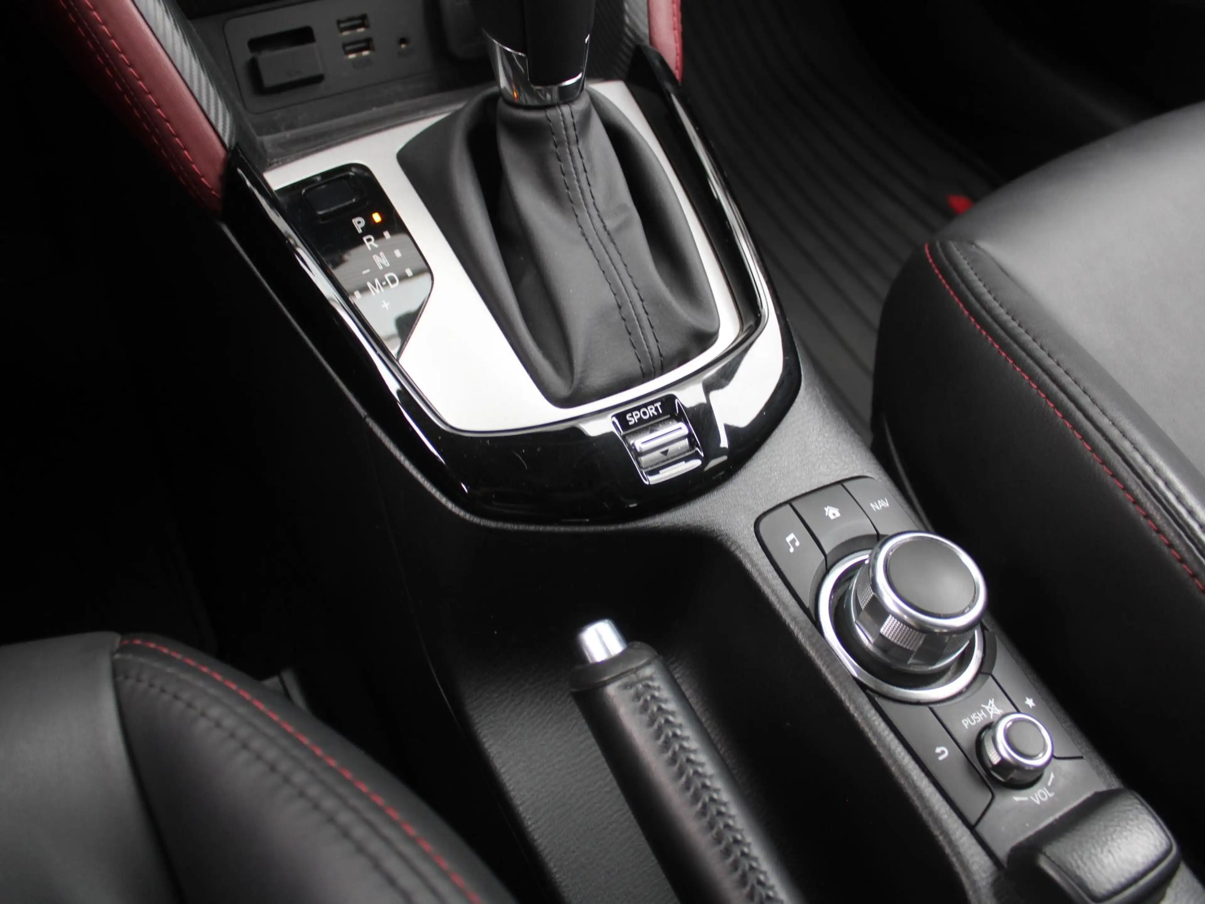 Mazda CX-3 2.0 SkyActiv-G 120 GT-M | Stuur-/stoelverwarming | — photo 22