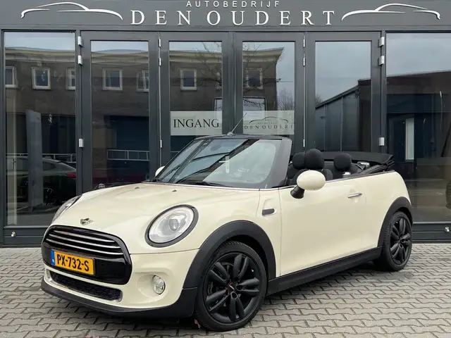 MINI Cooper Cabrio Mini 1.5 Chili AUT LED / NAVI / 17INCH JCW 2016