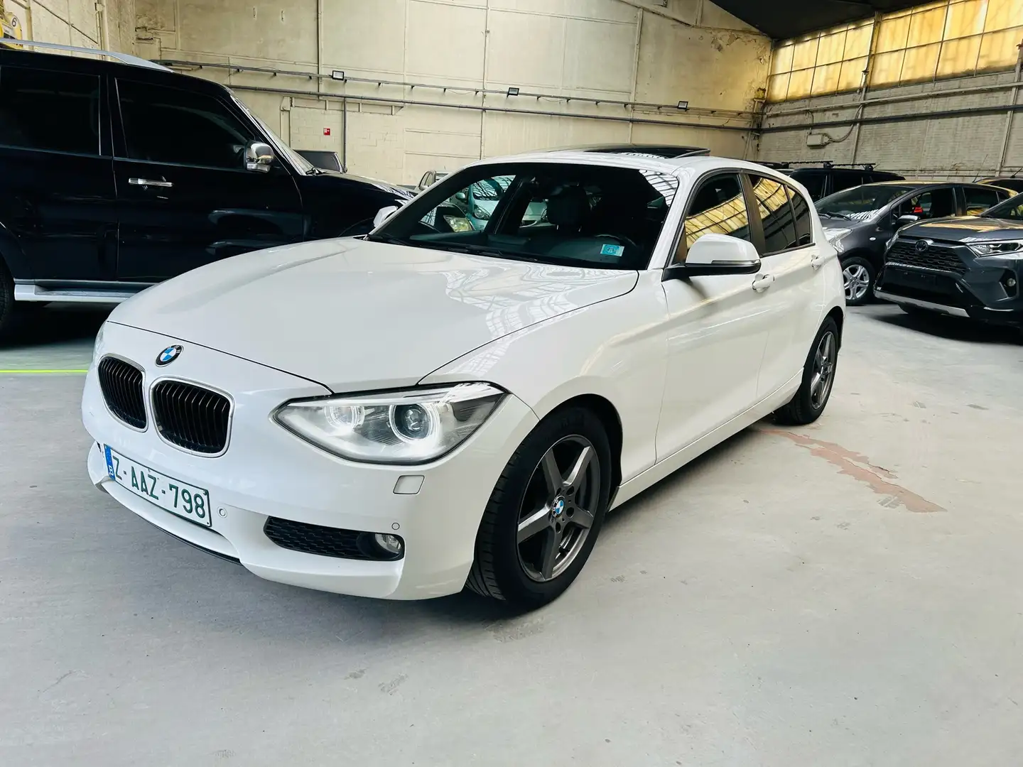 BMW 116 d JOY Edition full options Blanc - 1