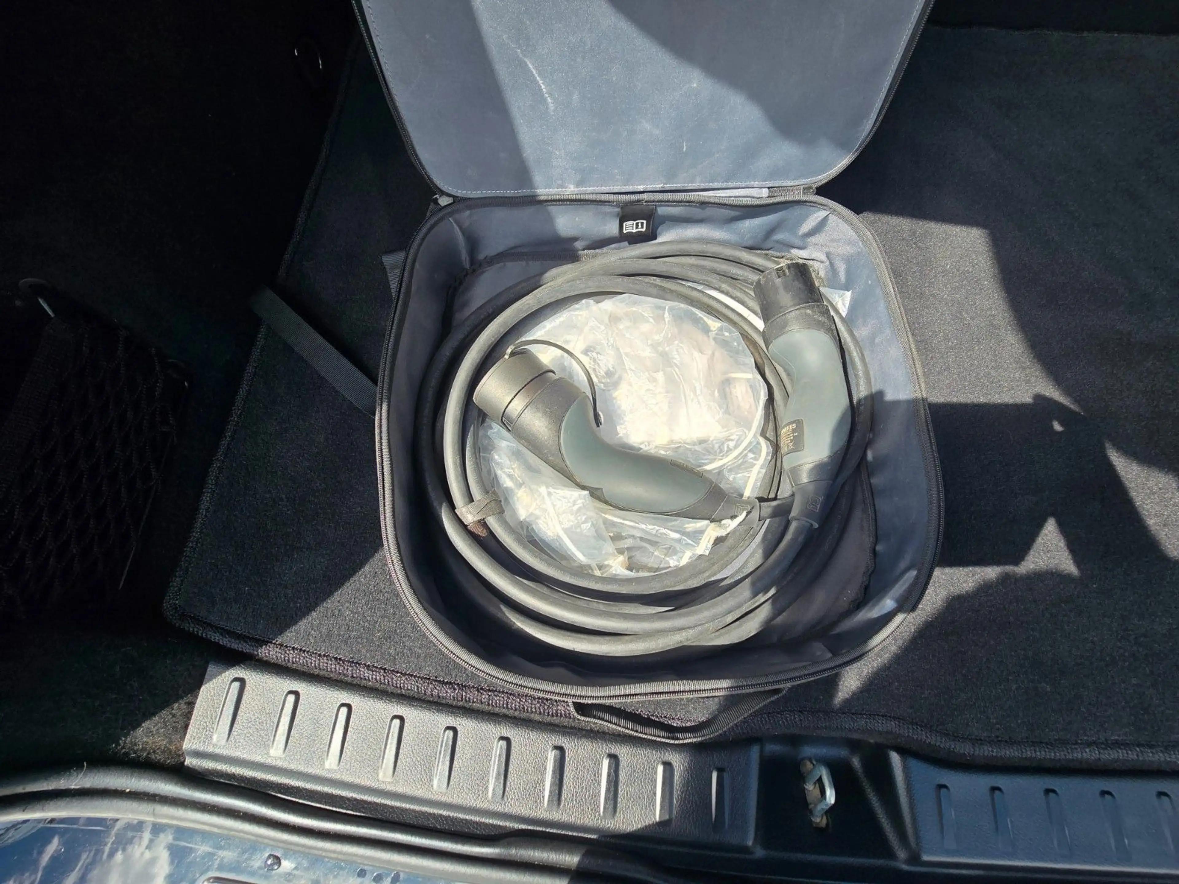 Mercedes-Benz EQA 250/AMG LINE/PANO/AMBIENTE/20 ZOLL/KAMERA — photo 13