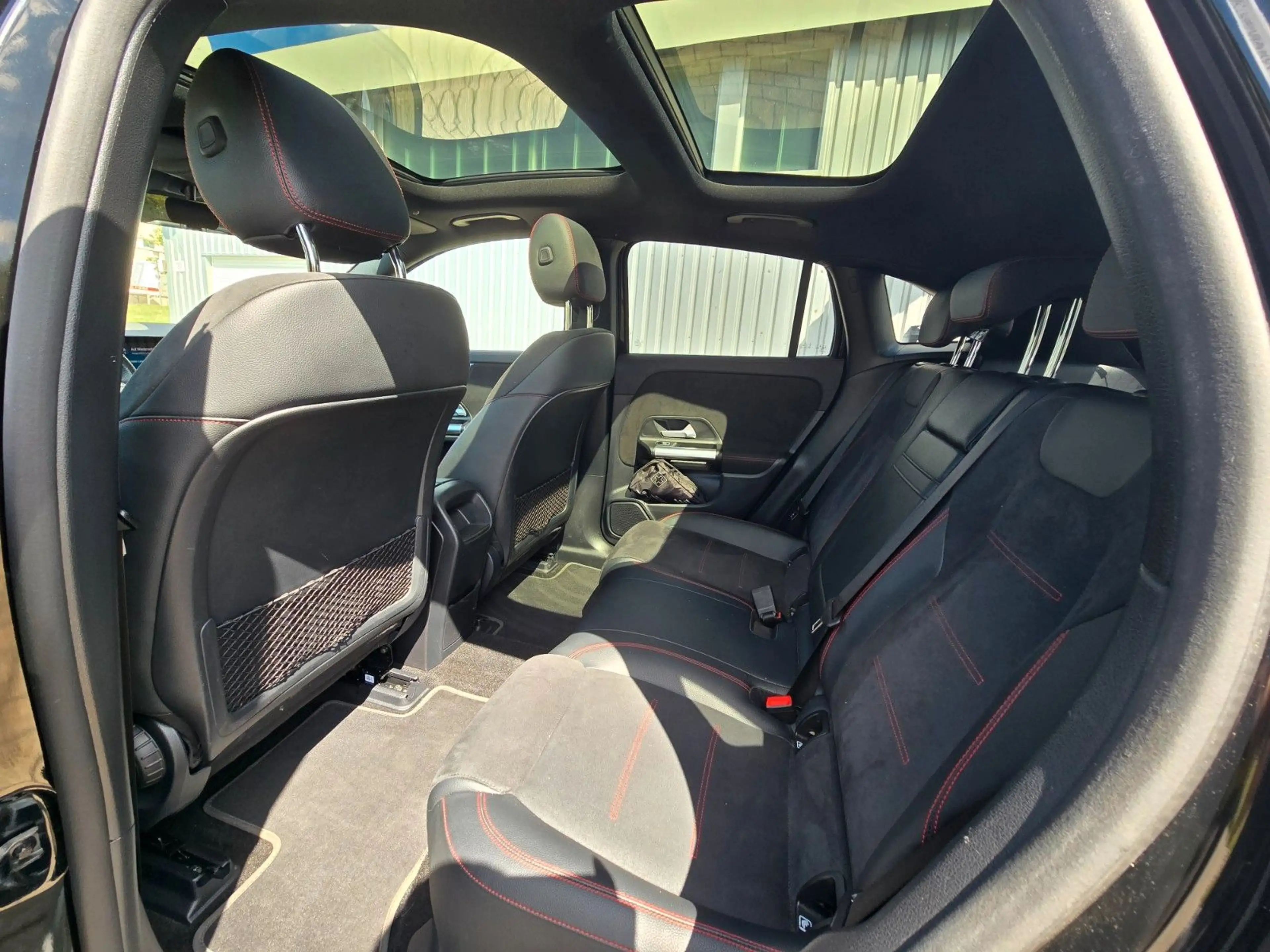 Mercedes-Benz EQA 250/AMG LINE/PANO/AMBIENTE/20 ZOLL/KAMERA — photo 9