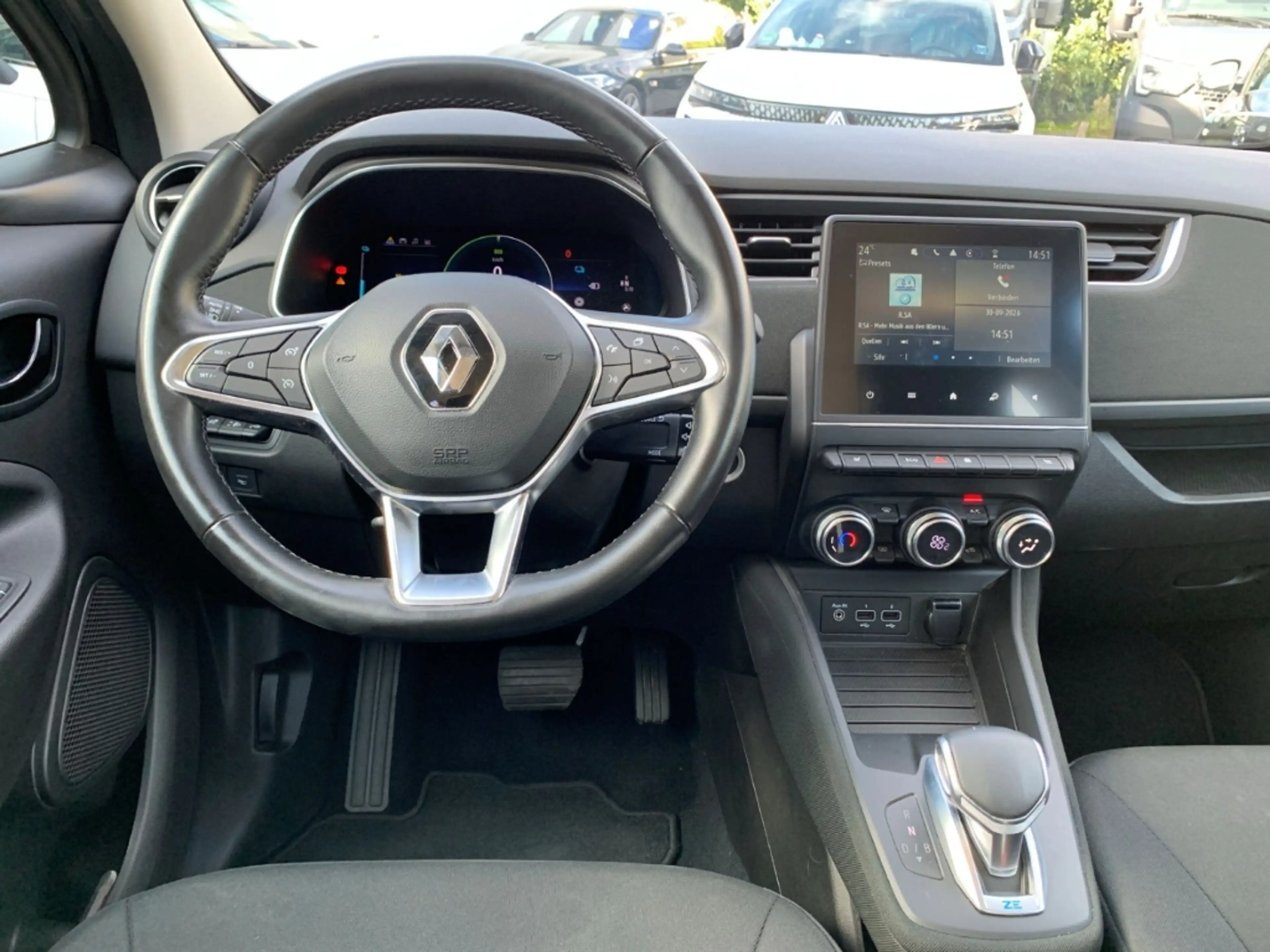 Renault ZOE LIFE R110 Z.E. 50 Life SHZ+DAB+KLIMA+LED+TYP-2 — photo 14