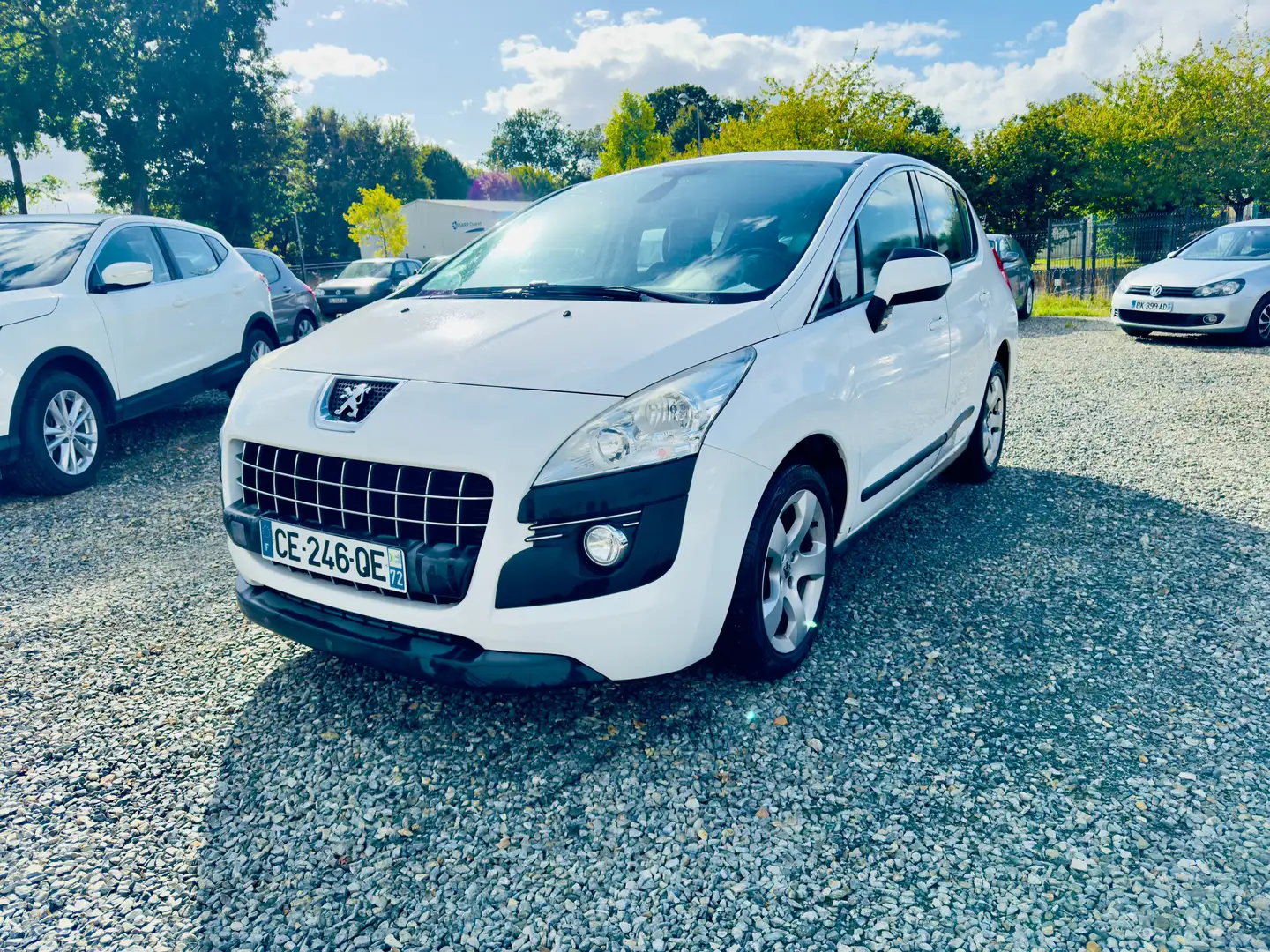 Peugeot 3008 1.6 e-HDi 112ch FAP BMP6 BLUE LION Business Pack Blanc - 2