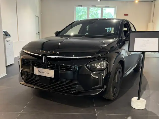 Lancia Ypsilon 1.2 mhev 110cv e-dct