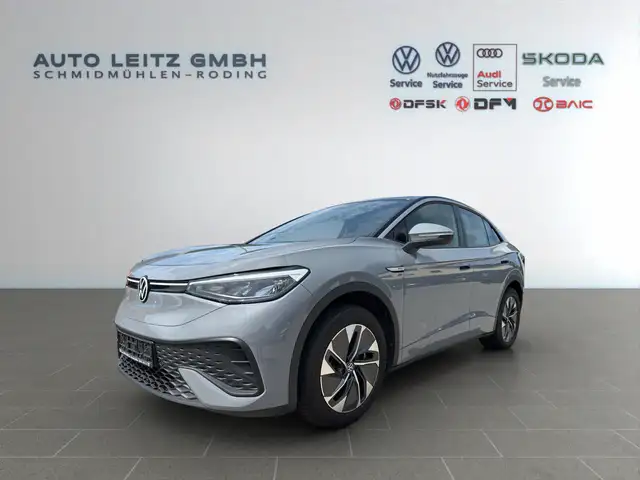 Volkswagen ID.5 Pro 82kWh ACC Navi APP DAB PDC LM19