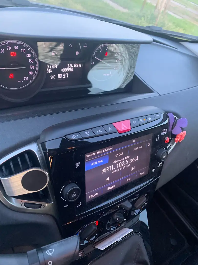Lancia Ypsilon 1.0 firefly hybrid Gold s&s 70cv 5p.ti - 1