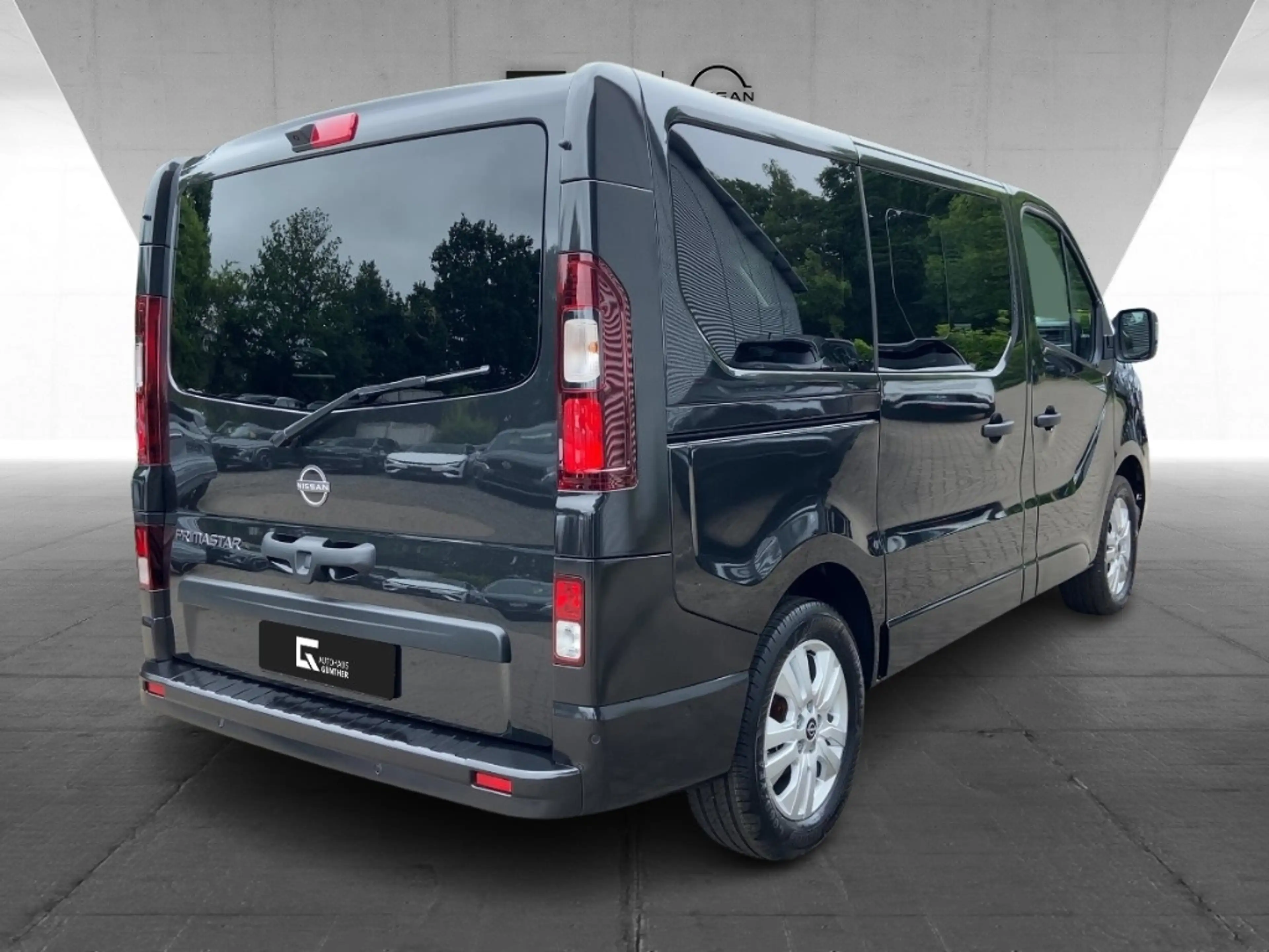 Nissan Primastar Kombi8 TEKNA 9G-Autom.170PS Winter/Design/HK/L1H1 — photo 4