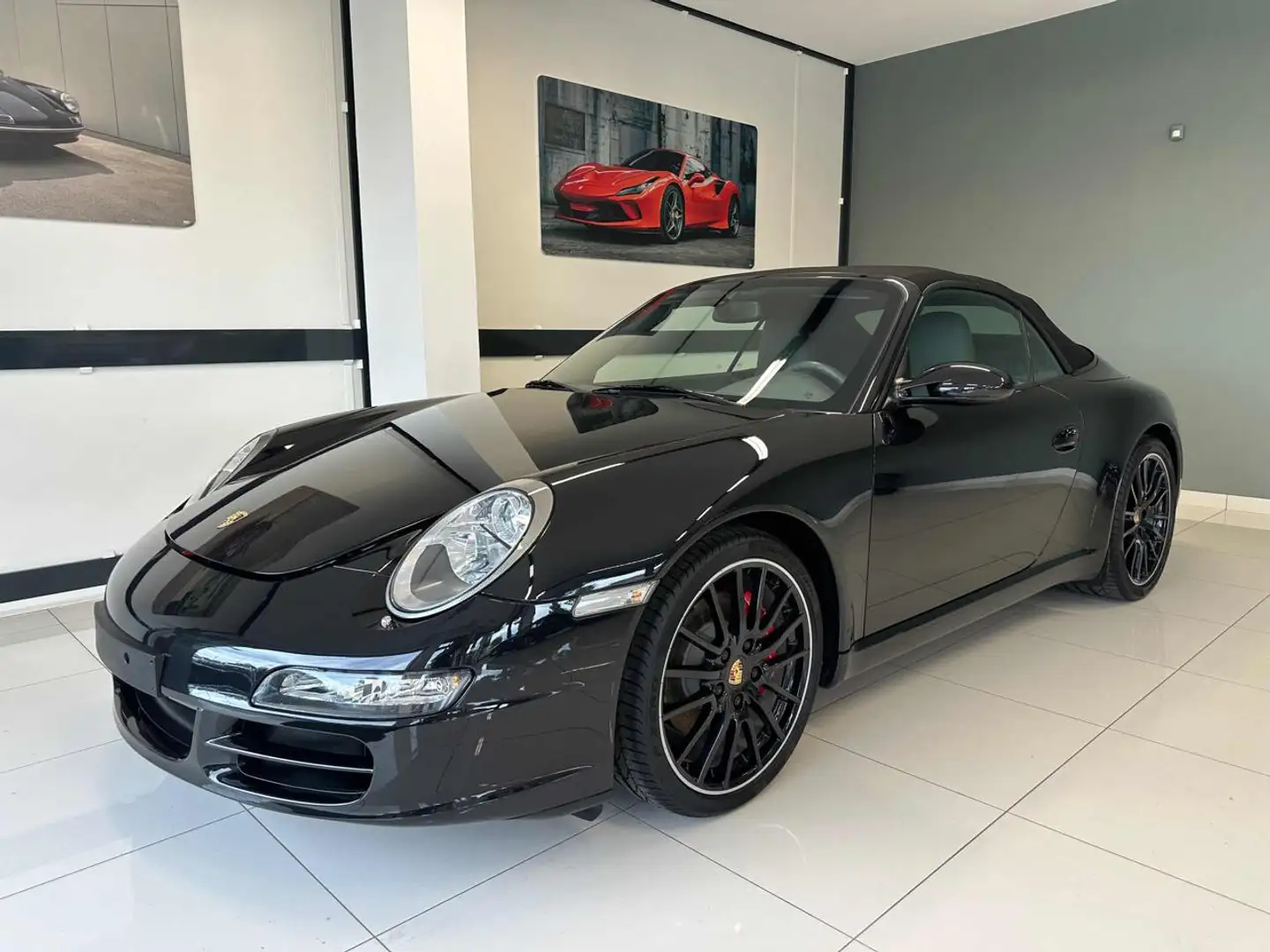 Porsche 911 Carrera S Cabriolet Schwarz - 2