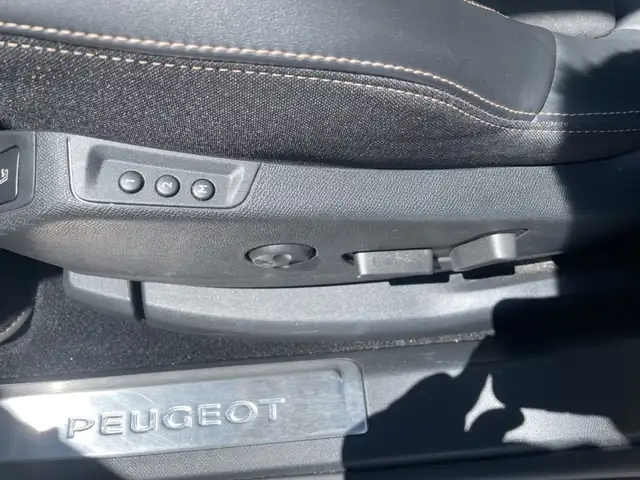 Peugeot 3008 view 20