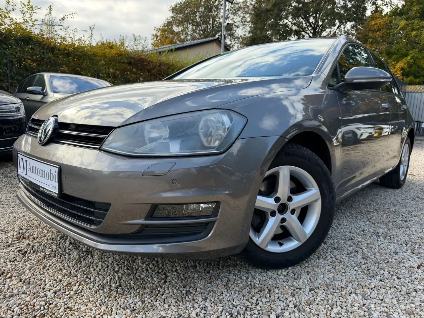 Volkswagen Golf VII Lim. Trendline BMT SitzHz.*Klima Grau - 1