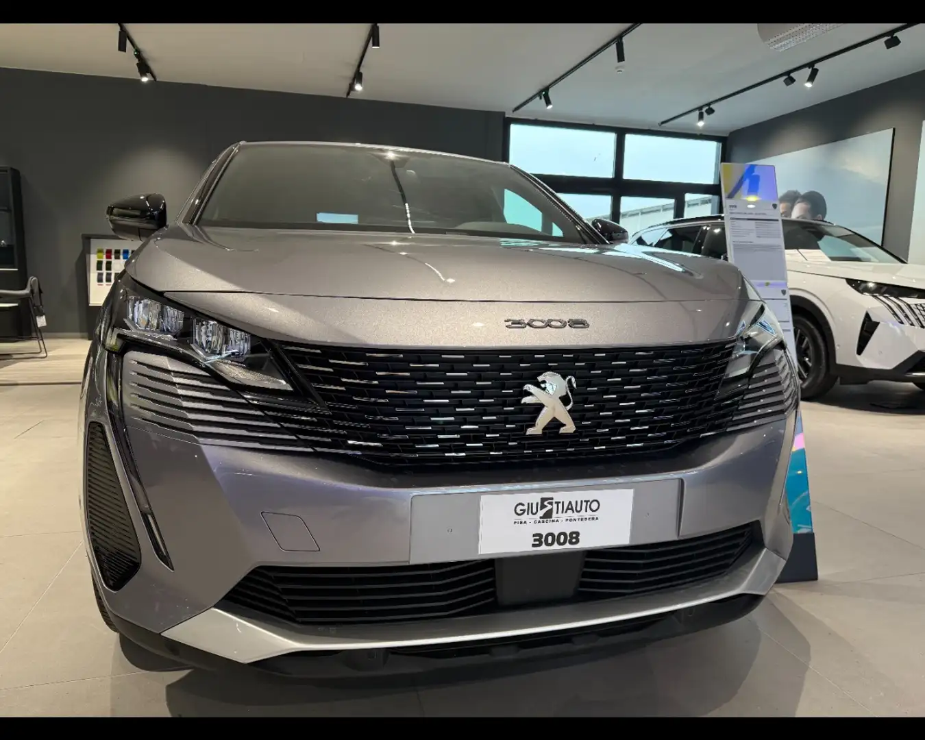 Peugeot 3008 1.6 HYBRID4 PHEV Allure Pack Gris - 2