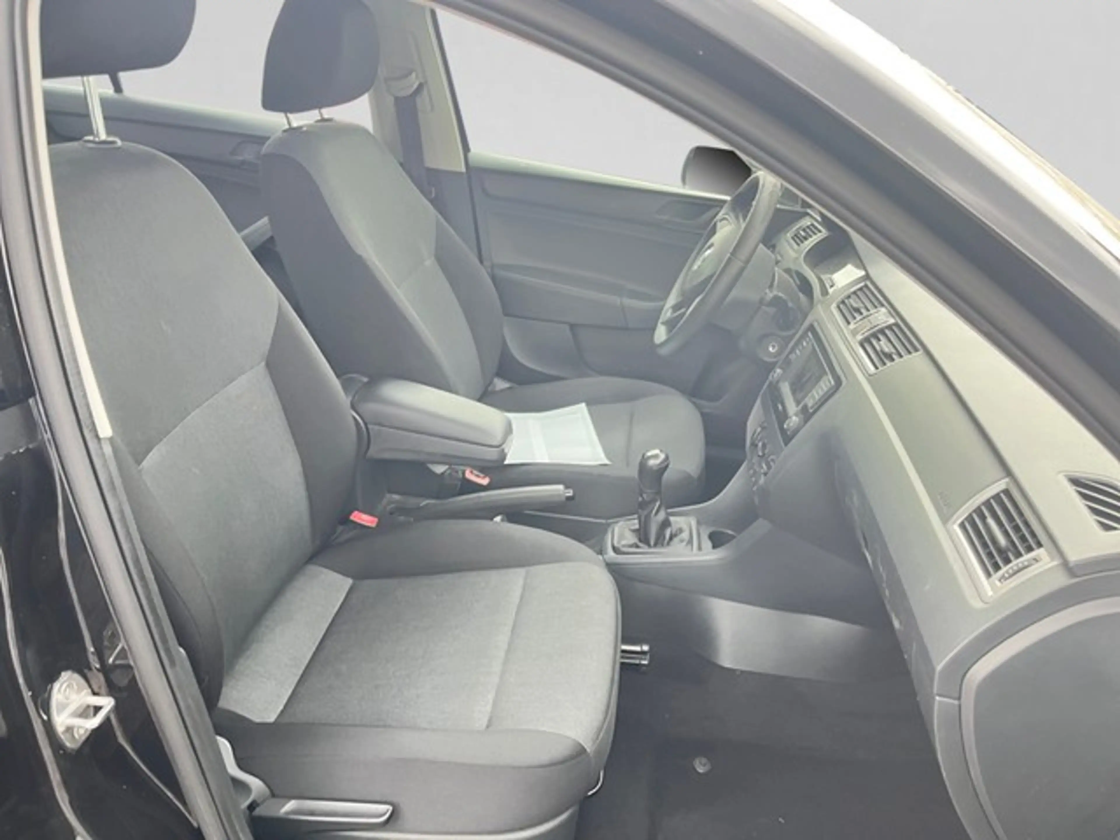 Skoda Rapid/Spaceback Rapid Spaceback 1.2TSI "Cool Edition"+KLIMA+ZV+ — photo 17