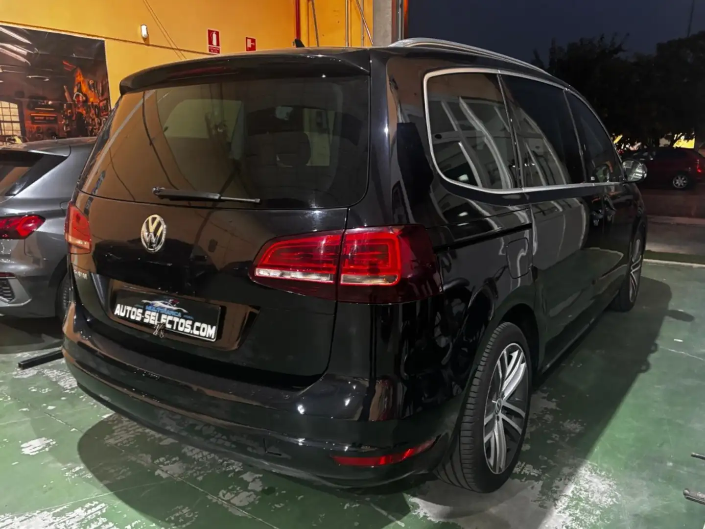 Volkswagen Sharan 2.0TDI Sport DSG 110kW RAC Noir - 2