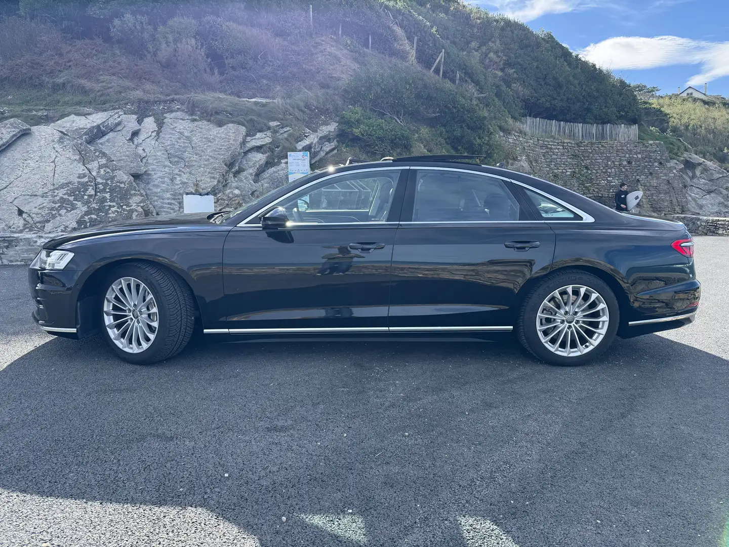 Audi A8 IV 55 TFSI 340ch Avus Extended quattro tiptronic 8 Zwart - 2