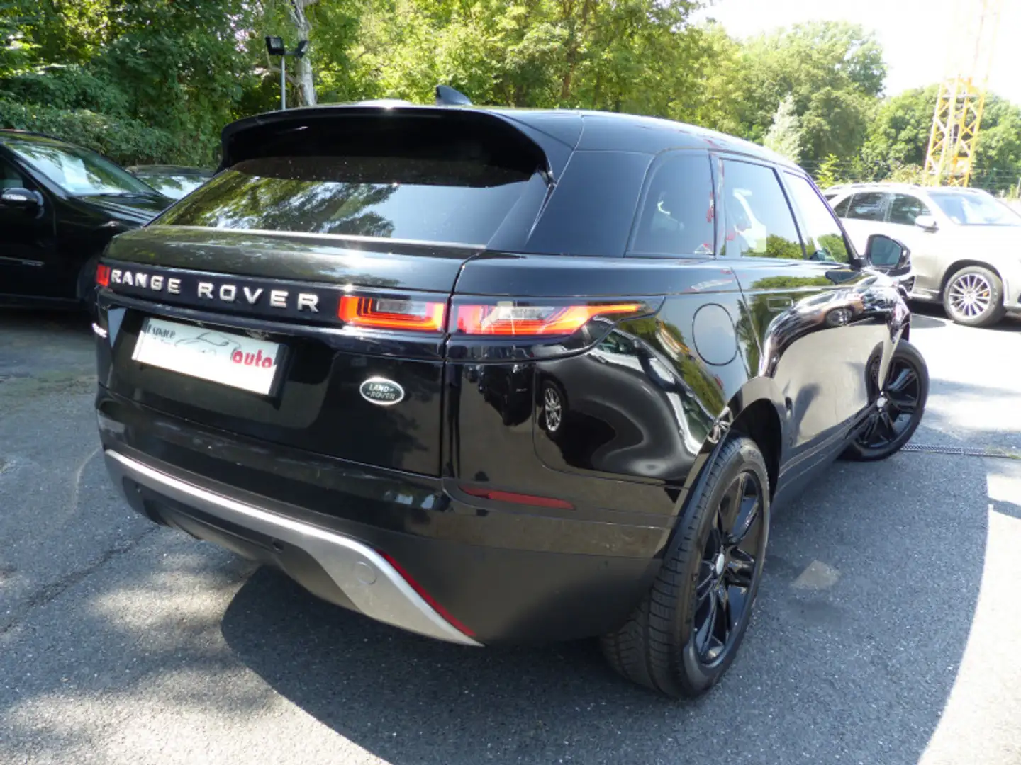 Land Rover Range Rover Velar 3.0D V6 275CH SE AWD BVA Noir - 2