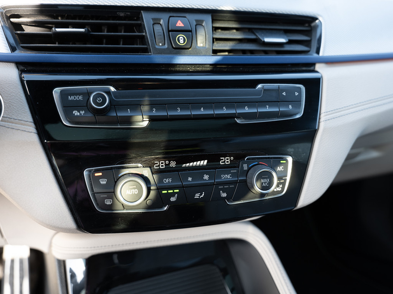 BMW X2 xDrive20d M-Sport PANO HUD LED ACC W-LAN — photo 15