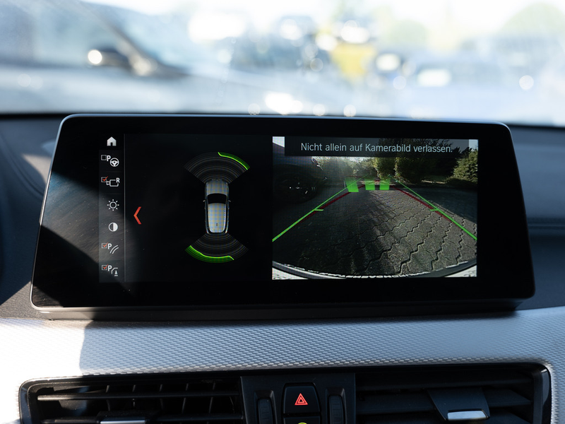 BMW X2 xDrive20d M-Sport PANO HUD LED ACC W-LAN — photo 14