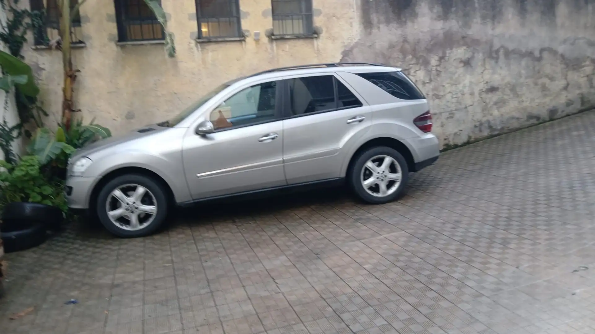 Mercedes-Benz ML 320 cdi Offroad Pro auto - 2