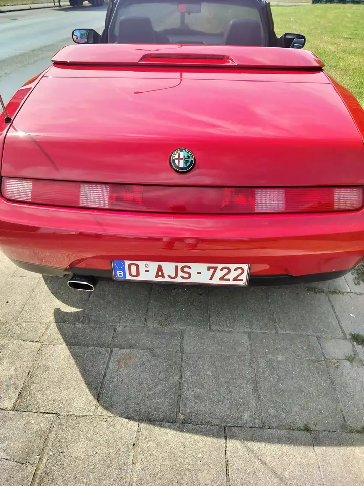 Alfa Romeo Spider 2.0i Lusso, foto 2