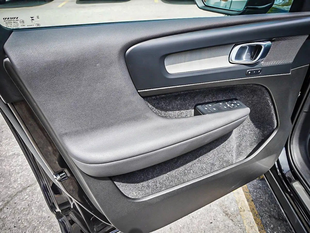 Volvo XC40 снимка Volvo XC40
