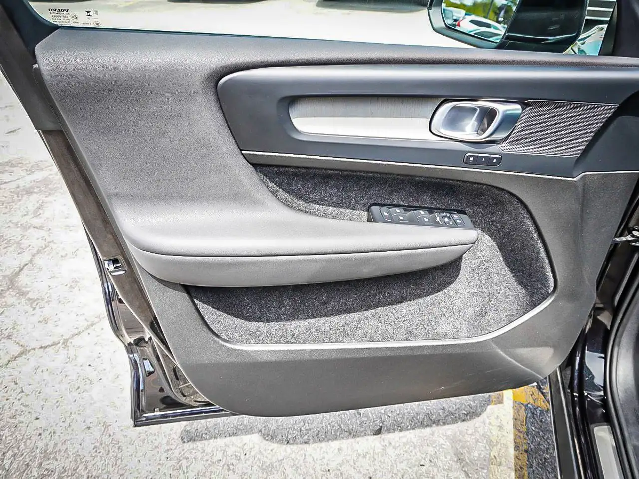 Volvo XC40 снимка Volvo XC40