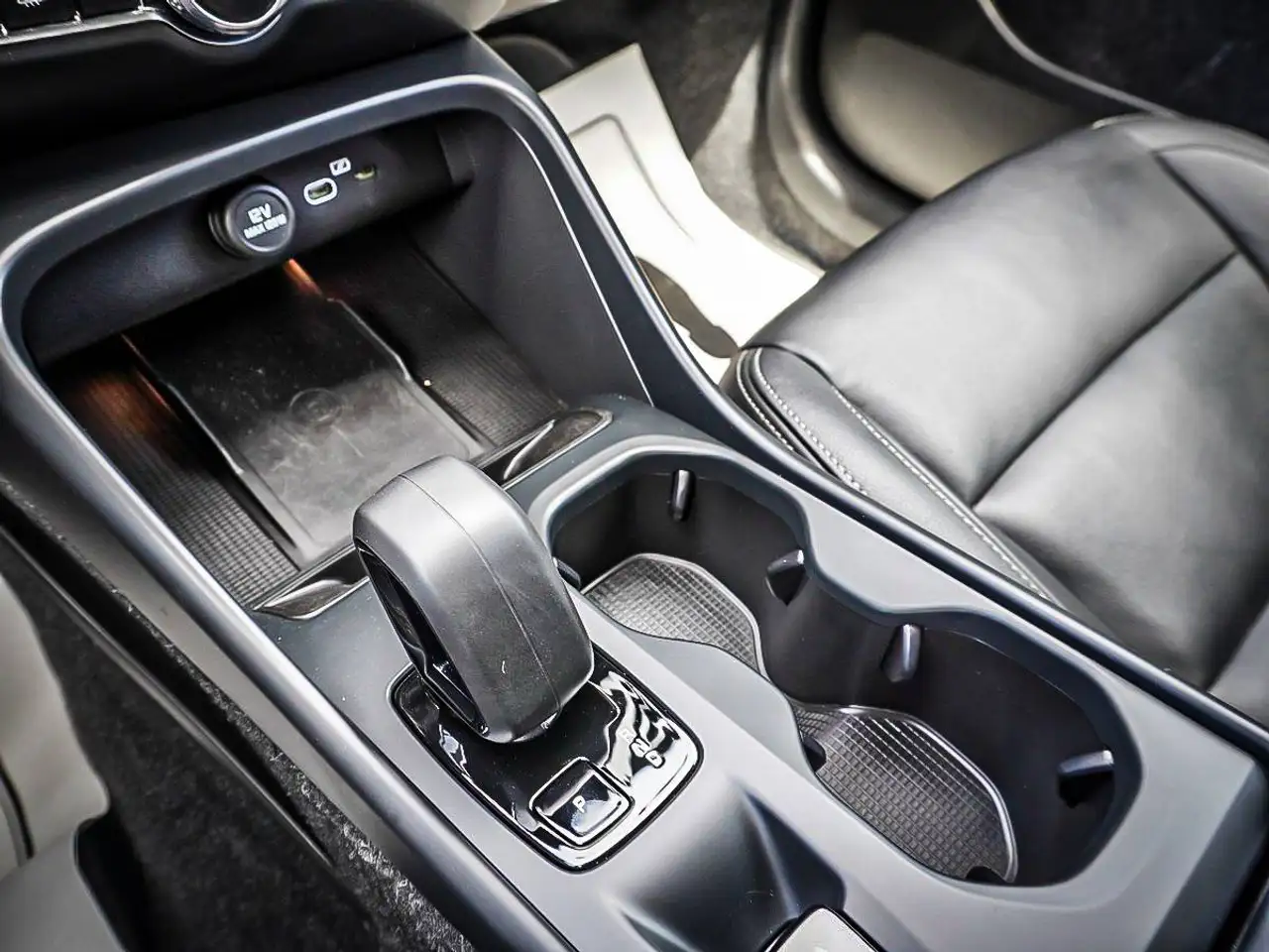 Volvo XC40 снимка Volvo XC40