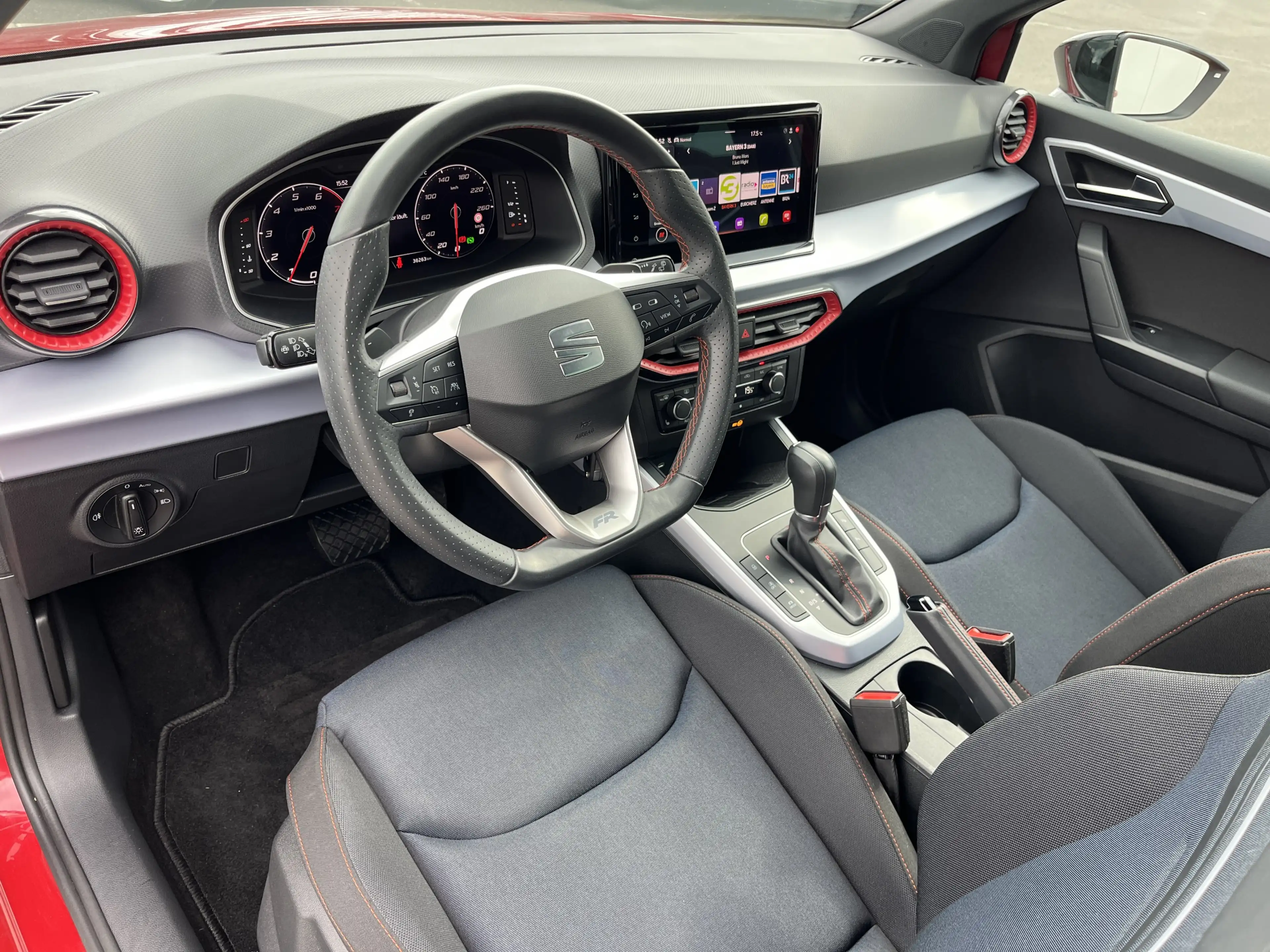 SEAT Arona 1.5 TSI DSG FR 125€ m.20% Anz. Navi ACC LED RFK — photo 12