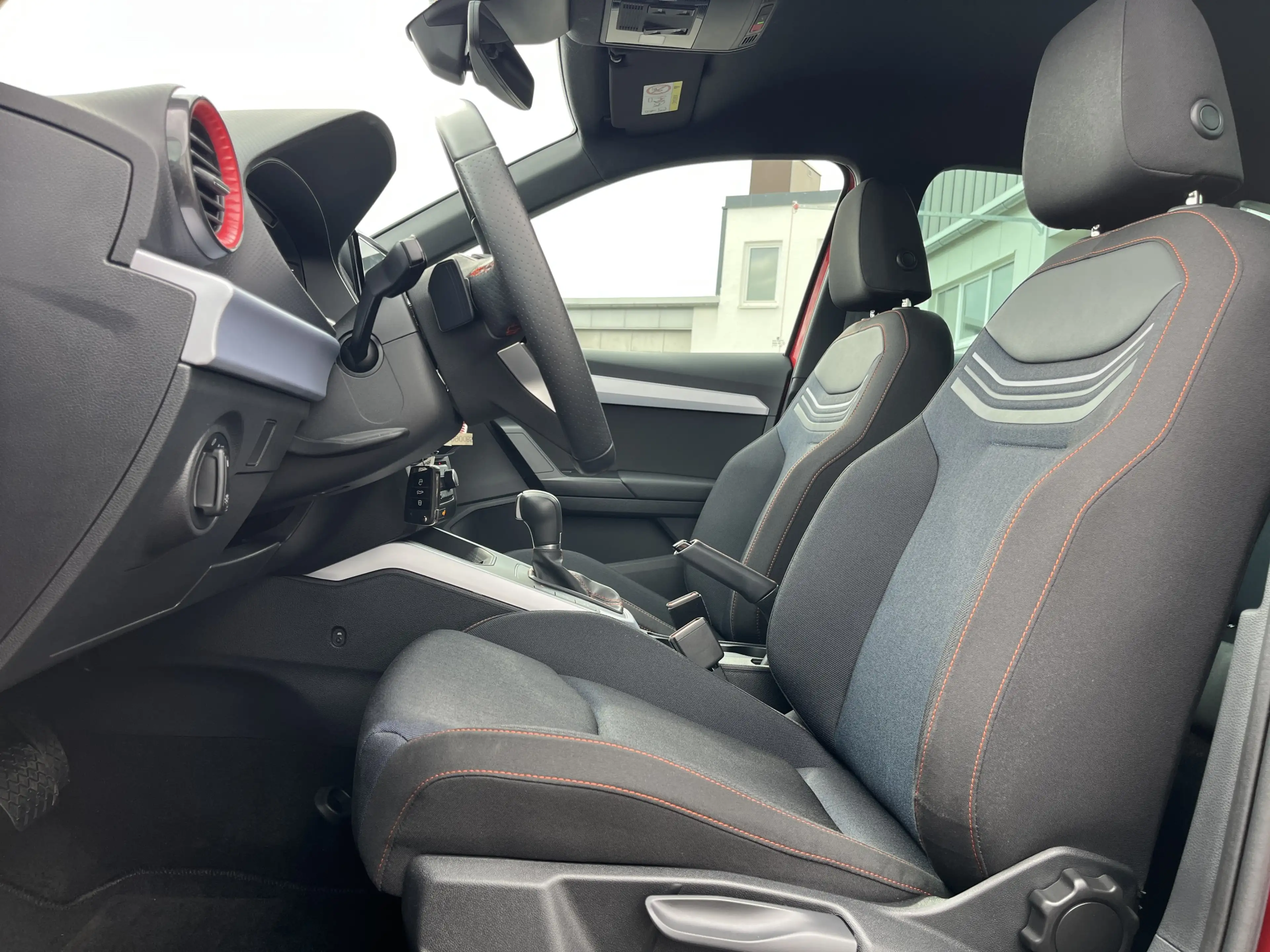 SEAT Arona 1.5 TSI DSG FR 125€ m.20% Anz. Navi ACC LED RFK — photo 13