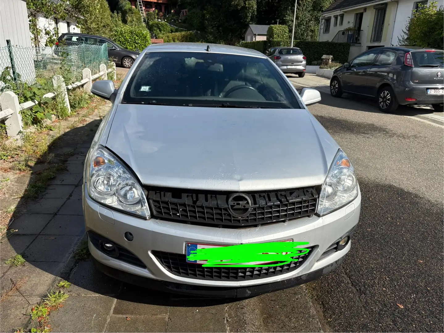 Opel Astra Astra TwinTop 1.9 CDTi Enjoy '111' FAP Srebrny - 1