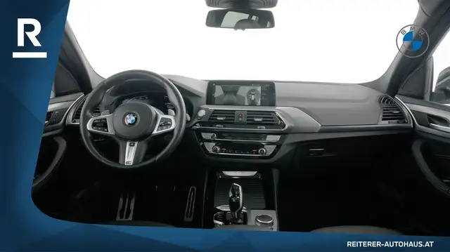 BMW X3 view 13