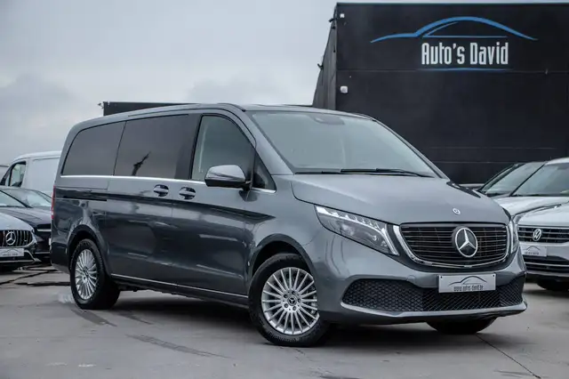 Mercedes-Benz EQV 300 Avantgarde 90kWh L2 Long / 6 INDIVIDUAL SEATS / LEDER / ZETELVERWARMING / CAMERA / REAR CLIMATE CONTROL / LED