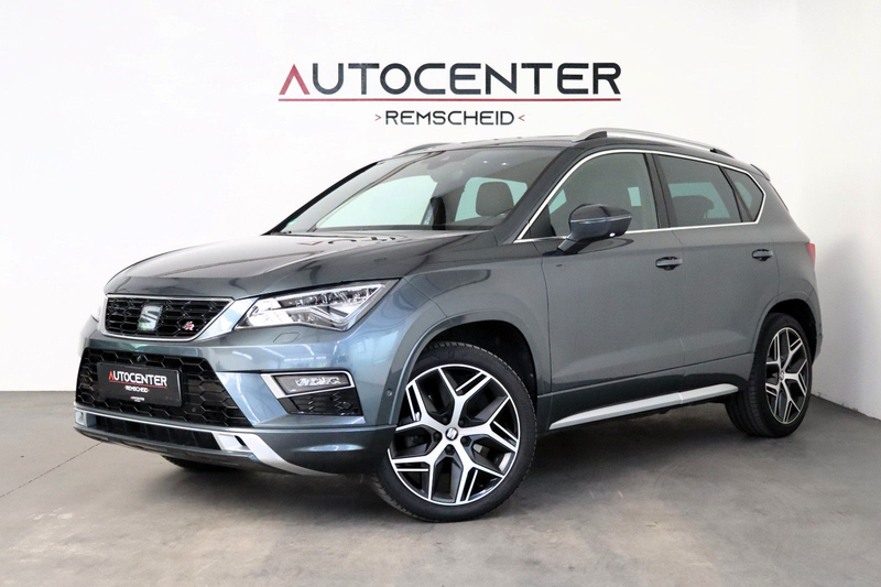 SEAT Ateca 2,0 TSI FR 4Drive DSG Pano ACC CarPlay 360