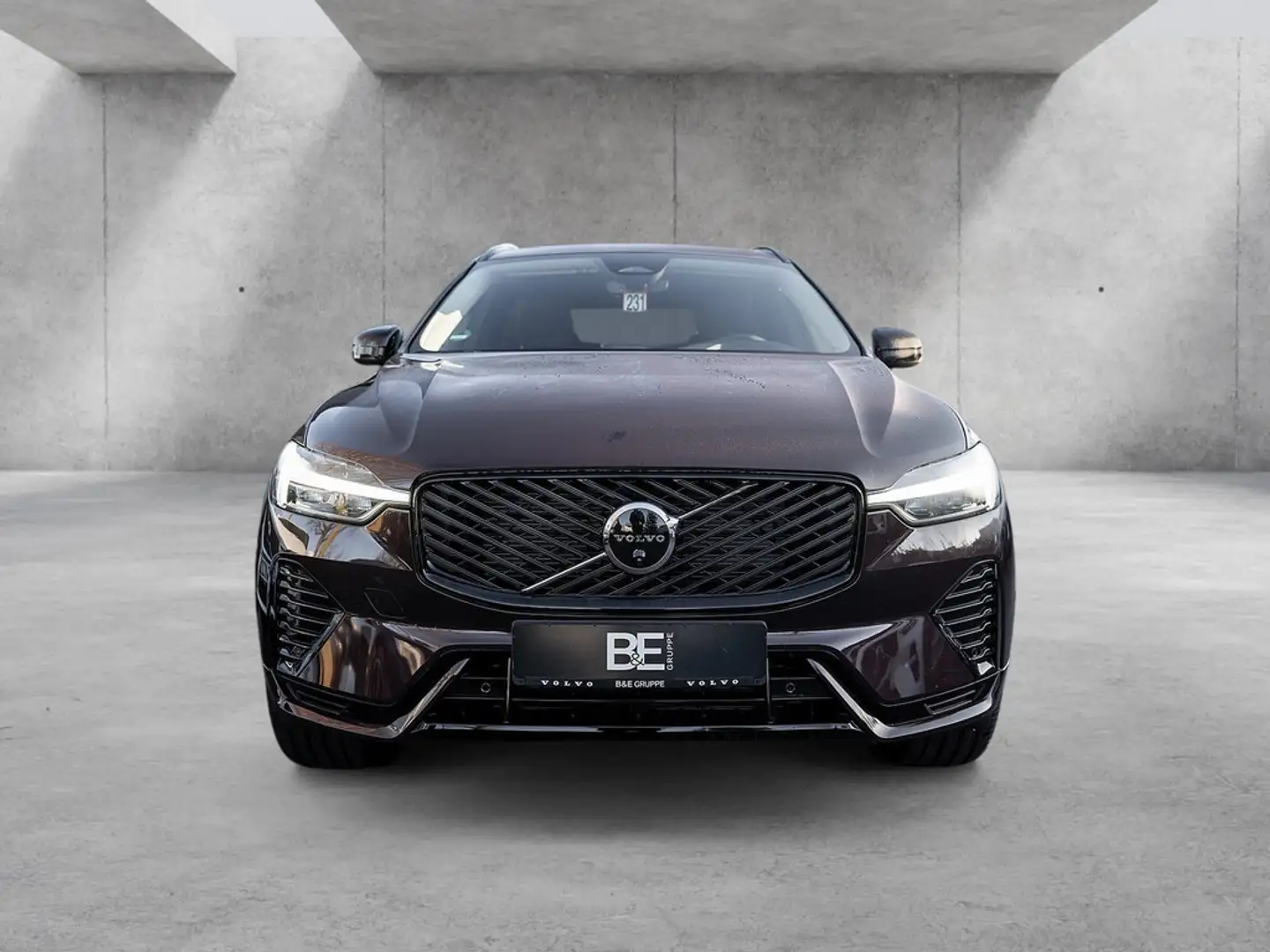 Volvo XC60 B5 AWD Plus Dark H/K PANORAMADACH 360° Schwarz - 2