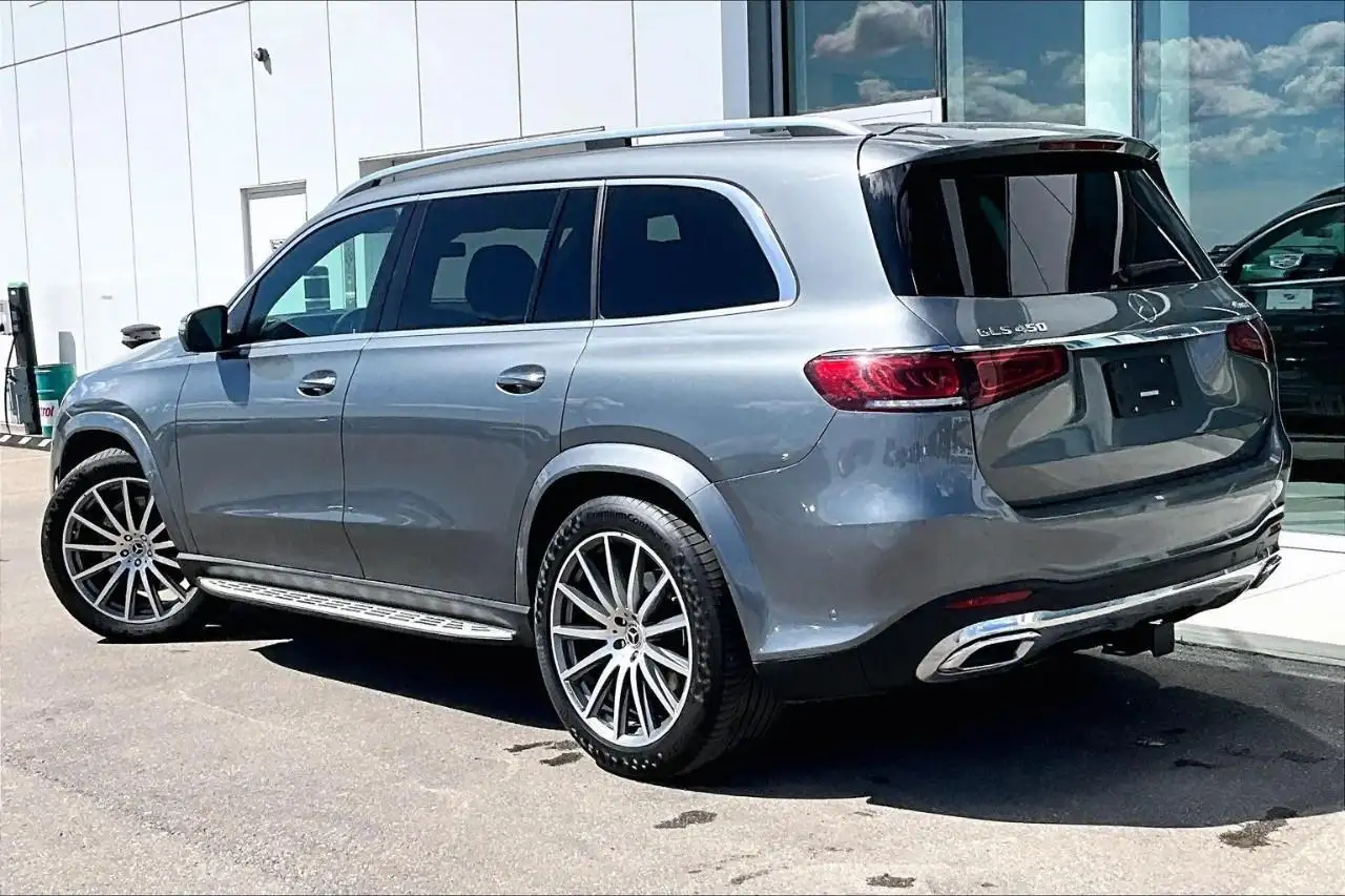 Mercedes-Benz GLS снимка Mercedes-Benz GLS