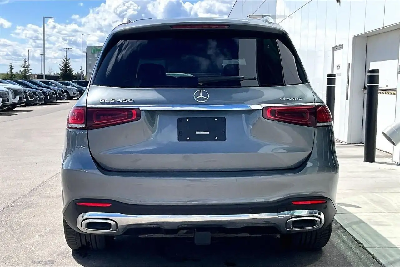 Mercedes-Benz GLS снимка Mercedes-Benz GLS