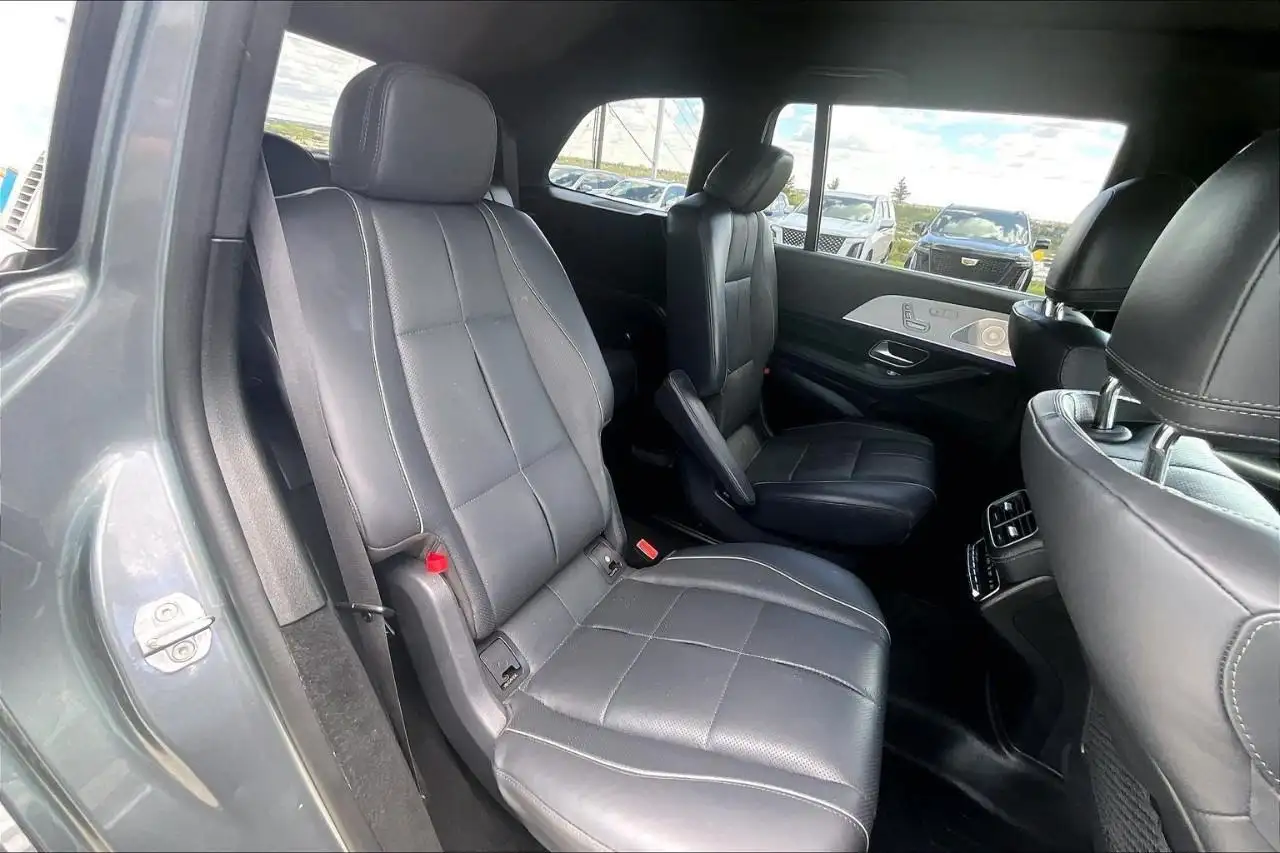 Mercedes-Benz GLS снимка Mercedes-Benz GLS