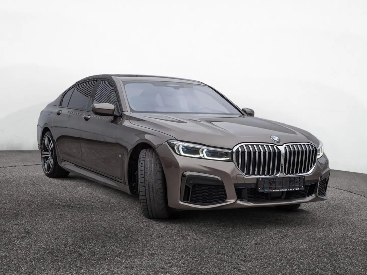 BMW 740 Ld A xDrive M-Sport SKY-LOUNGE+H/K+INNOVAT Bronze - 2