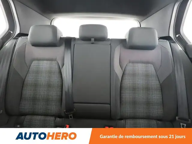 Volkswagen Golf view 15