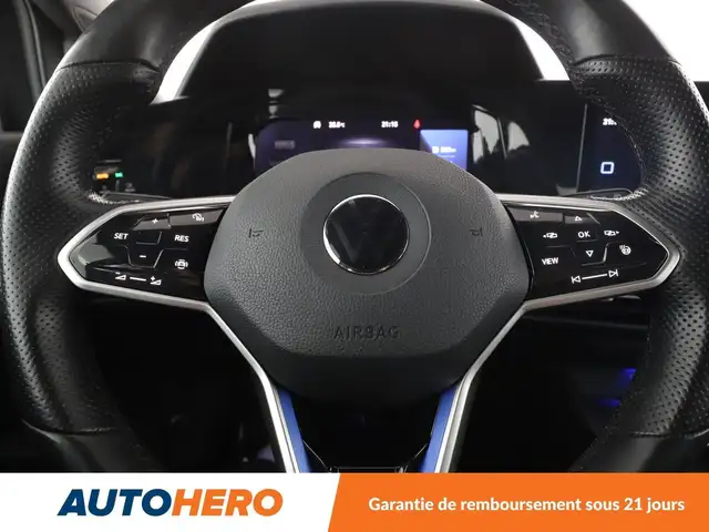 Volkswagen Golf view 20