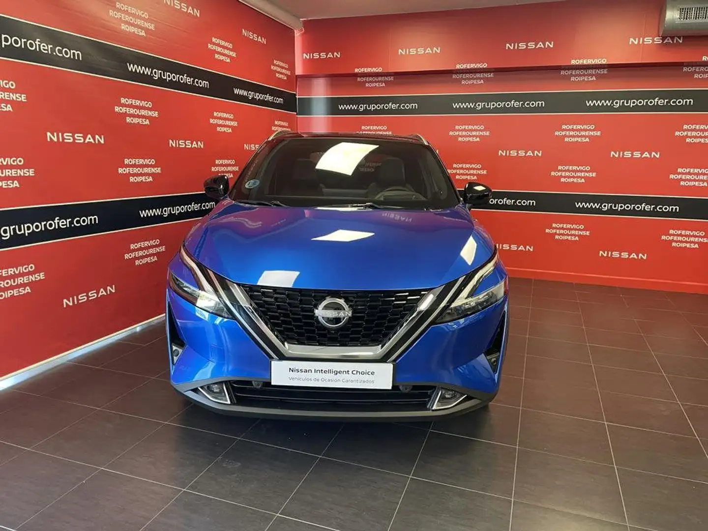 Nissan Qashqai 1.3 DIG-T mHEV 12V Tekna 4x2 Aut. 116kW Azul - 2