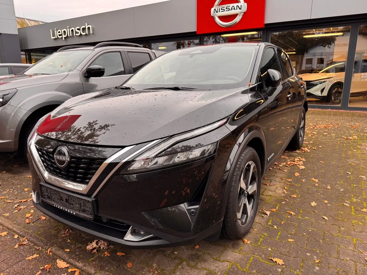 Nissan Qashqai 1.5 N-Connecta e-Power Schwarz - 1