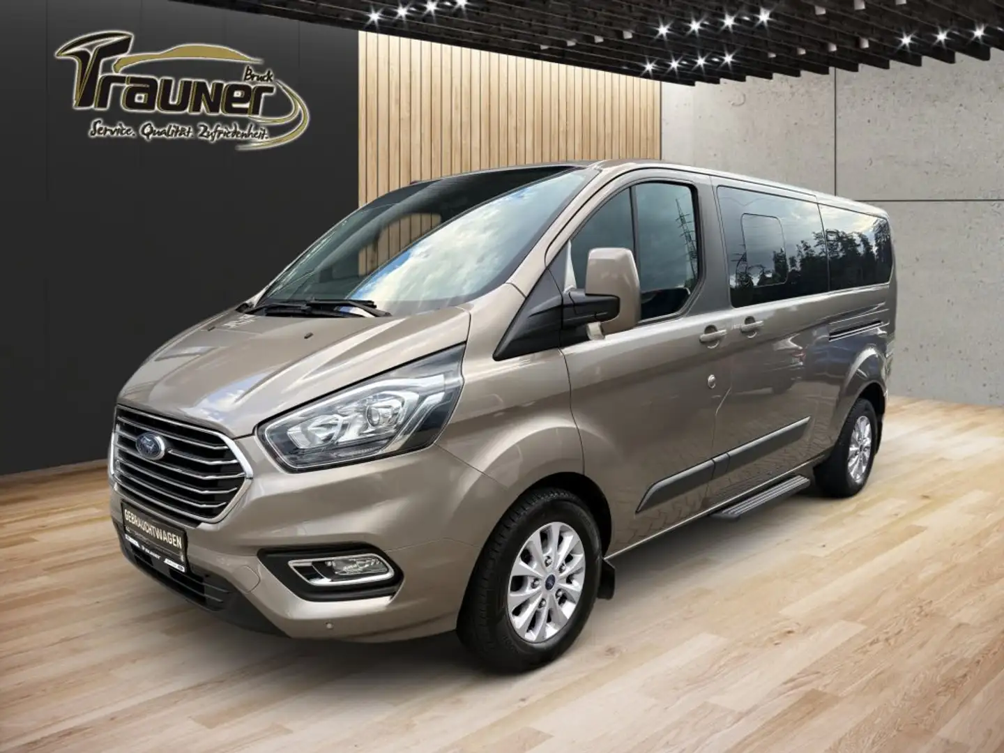 Ford Tourneo Custom 2,0 EcoBlue L2H1 Trend Silber - 1