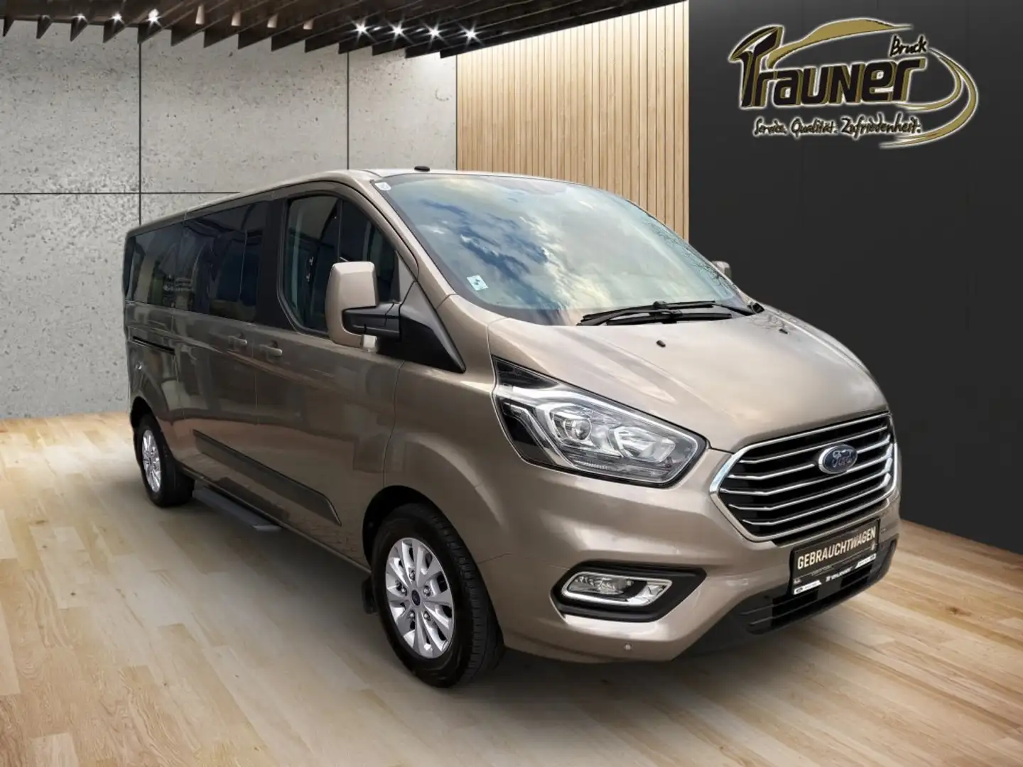 Ford Tourneo Custom 2,0 EcoBlue L2H1 Trend Silber - 2