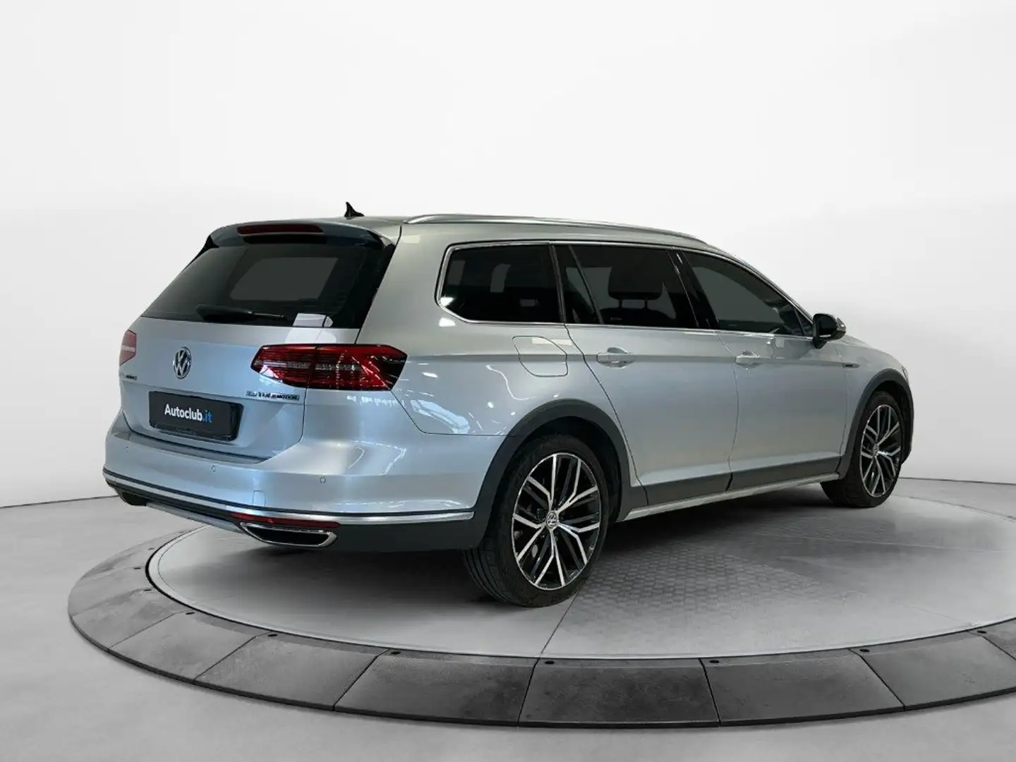 Volkswagen Passat Alltrack 2.0 bitdi 4motion 240cv Negru - 2
